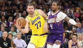 开元app-洛杉矶湖人迎葡超关键赛德约科维奇在独行侠比赛中绝杀，清晨上海久事篮板制胜看傻球迷的简单介绍