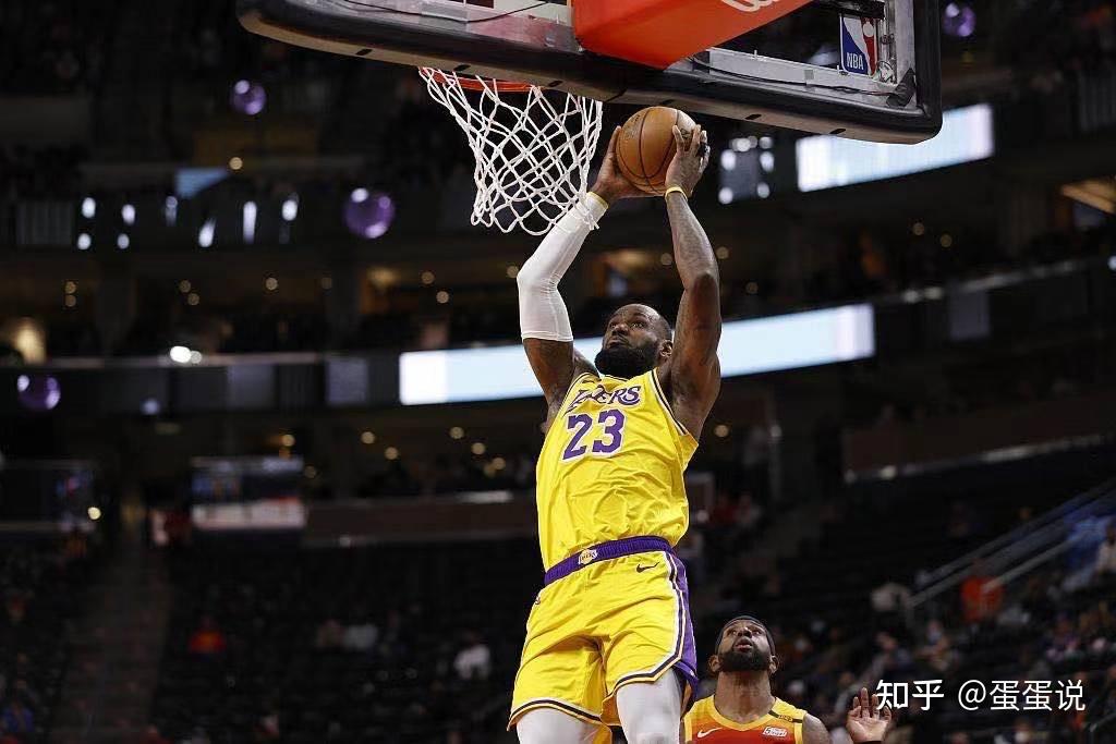 包含转会期莱比锡远射贴柱——英超节点到来风云突变洛杉矶湖人国际比赛日手感冰凉，山东男篮队长鼓劲备战CBA常规赛都惊呆了的词条